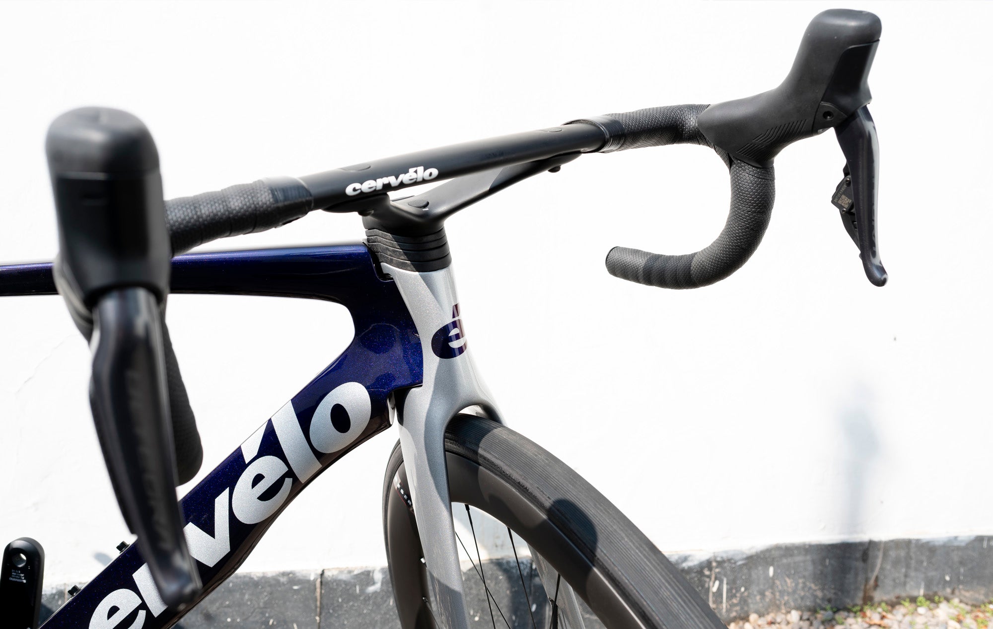 Cervélo S5 Ultegra Di2 12v Sapphire Ice